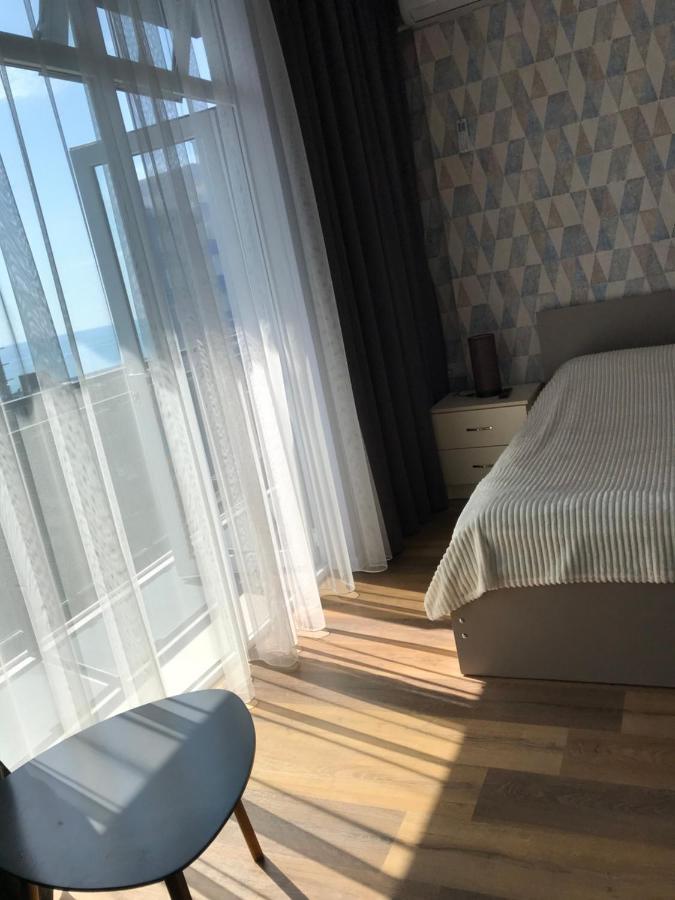 Nbg Towers 2 Appartaments บาทูมิ ภายนอก รูปภาพ